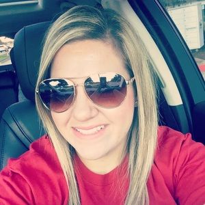 Meet your Posher, Kaitlin